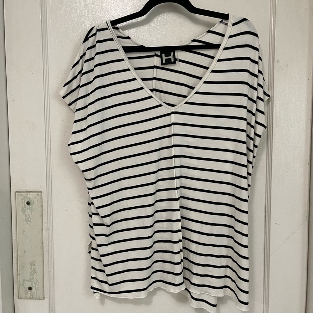 Hue BW top 2x